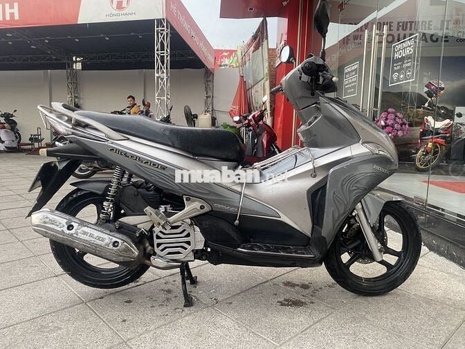 Xe AirBlack 2012 không 9 chủ