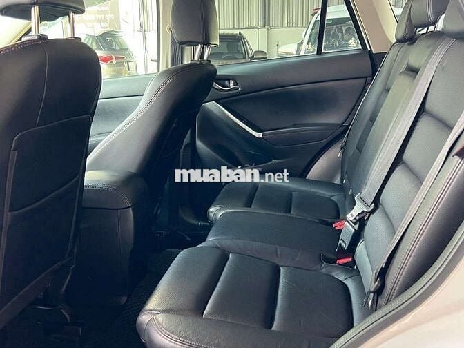Mazda 2016 - 72000 km
