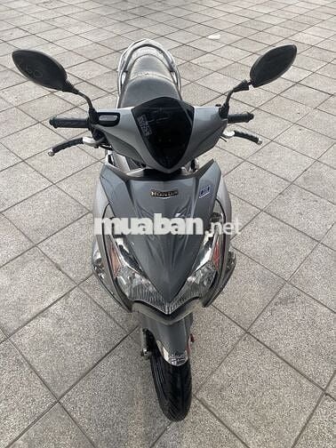 Xe AirBlack 2012 không 9 chủ