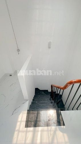 Bán Nhà Minh Khai – Hai Bà Trưng, 40m ra mặt phố, 30m2, 4 tầng, 5.6 tỷ