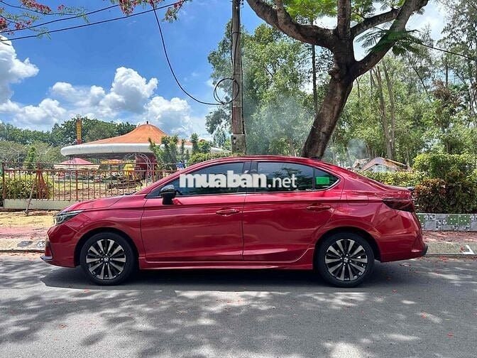 Honda City sensing 23 lướt đẹp