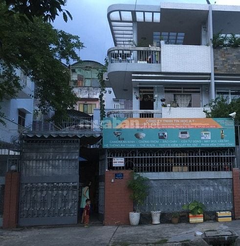 Tầng trệt nhà biệt thự, Phường 6, Quận 8 – DT: 170 m2, giá 12,5 triệu