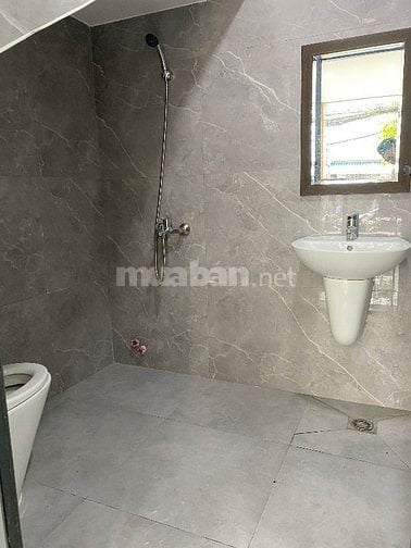 NHÀ 5LẦU /NGAY CHỢ TÂN MỸ Q7 /GIÁ:69triệu/tháng