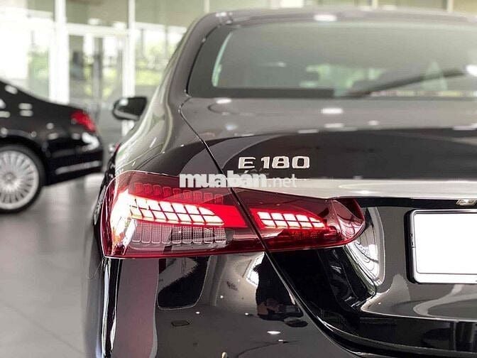 Mercedes Benz E 180 Avangarde V1 Full Option