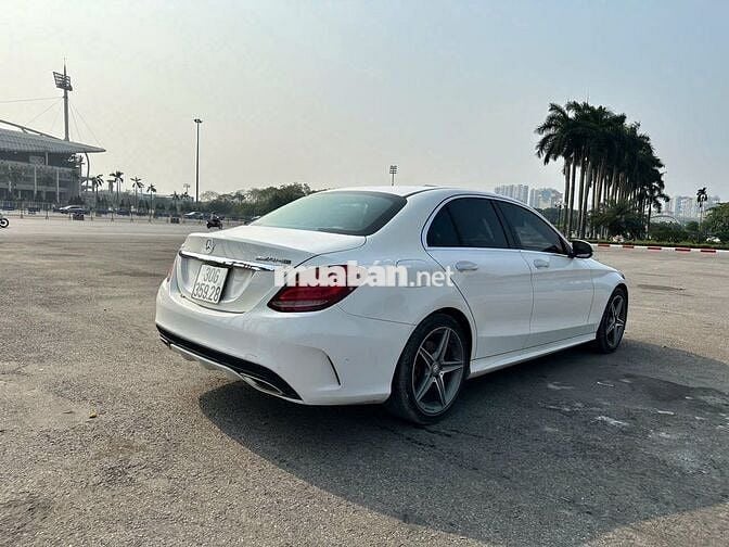 Mercedes Benz C Class 2016 C300 AMG - 92000 km
