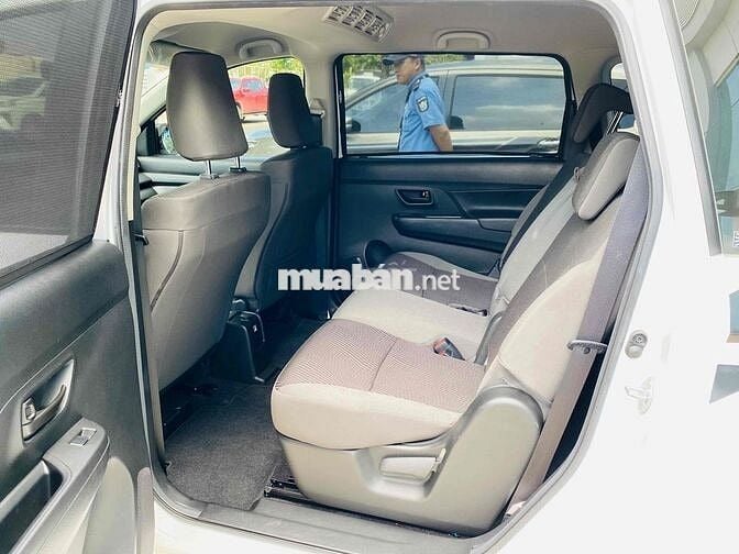 Suzuki Ertiga 2022 Hybrid 1.5 MT - 24500 km