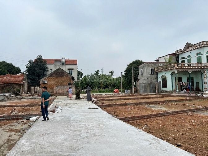 Bán 89m2 đất Phúc Thọ gần QL32, LÔ GÓC 2 mặt tiền, ô tô đỗ cửa GIÁ BÈO