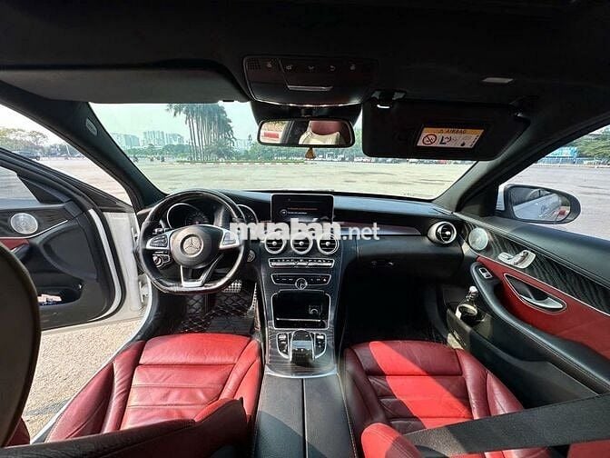 Mercedes Benz C Class 2016 C300 AMG - 92000 km