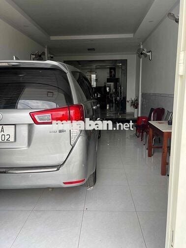 Toyota Innova 2016 - 97 km