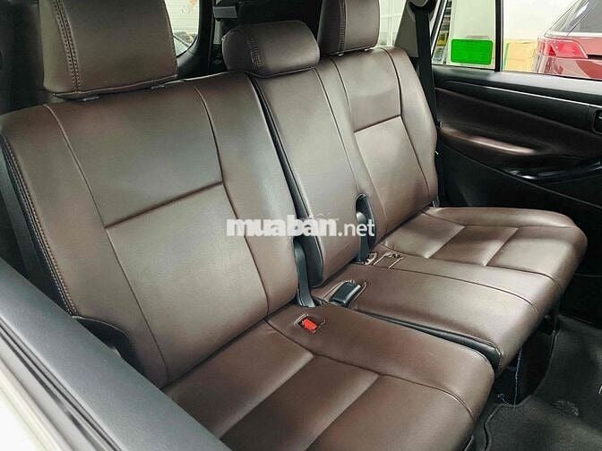 Toyota Innova 2021 2.0E - 32000 km