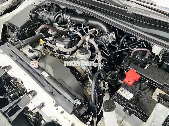 Toyota Innova 2021 2.0E - 32000 km