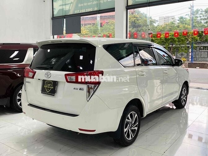 Toyota Innova 2021 2.0E - 32000 km