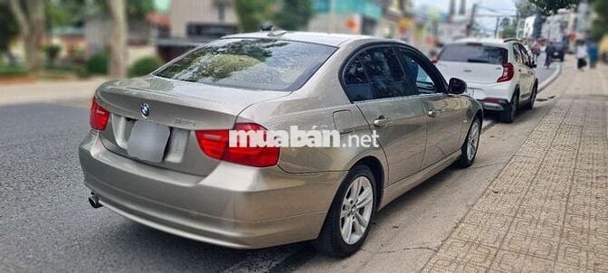 BMW 3 Series 201***0 km, đẹp hiếm có chiếc thứ 2