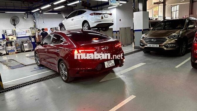Hyundai Elantra 2020 1.6 AT Sport - 24000 km