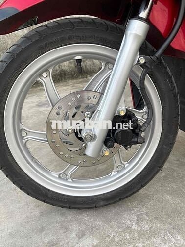 Cần bán visson 2018 máy zin chính chủ bấm biển mơi