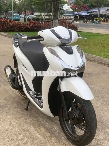 Honda sh 2024 trắng lên đèn siêu đẹp có trả góp