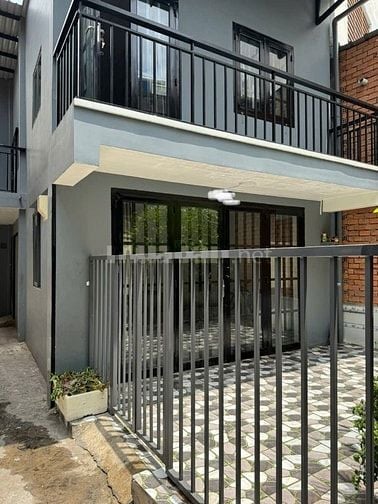 Bán gấp nhà 2 mặt hẻm Ông Ích Khiêm P.5 Quận 11