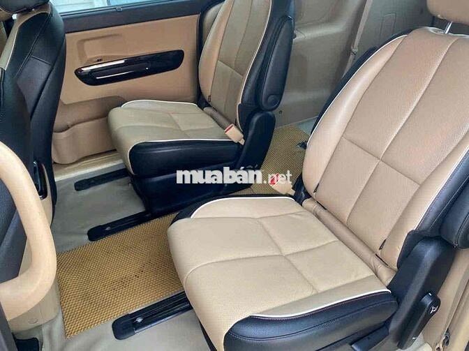 Kia Sedona 2016 - 127899 km