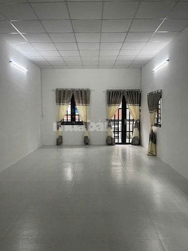 Bán gấp nhà 2 mặt hẻm Ông Ích Khiêm P.5 Quận 11