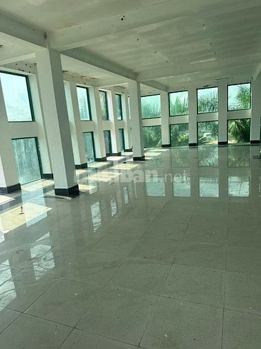 Cho thuê văn phòng ngay chân cầu Bình Điền  mặt tiền Quốc lộ 1 A, 