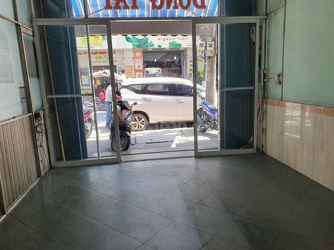 🔑 CHO THUÊ MB KINH DOANH - ĐƯỜNG NGUYỄN HOÀNG - KHÔNG CHUNG CHỦ