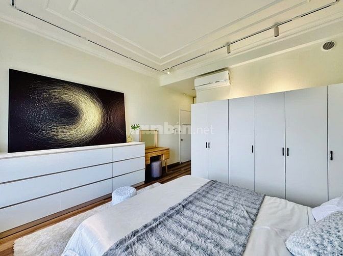 Bán căn hộ Riverside Residence Phú Mỹ Hưng. 130m2, 3PN, 3WC View sông,