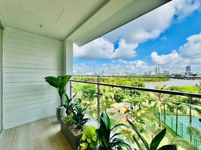 Bán căn hộ Riverside Residence Phú Mỹ Hưng. 130m2, 3PN, 3WC View sông,