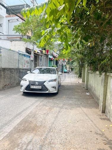 Nhà rẻ Q8. ngang 9, 116m --> 11tỷ hơn. Gần Phạm Hùng.Dòng tiền 35tr/th