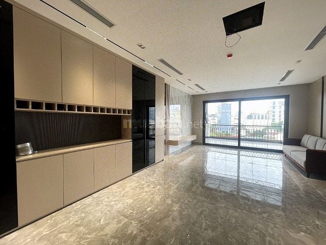 Chính chủ có nhà riêng 90m² mặt sàn, mặt phố Trần Quý Cáp, mặt tiền 5m