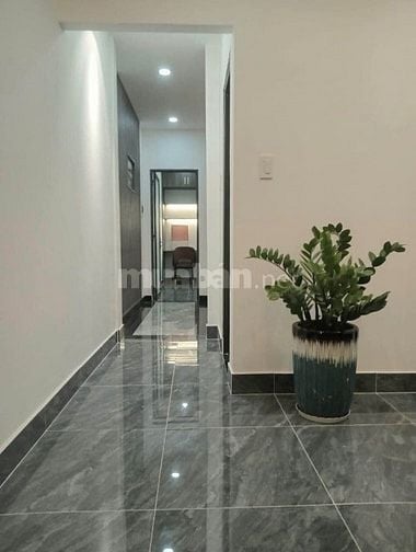 Cần bán nhà Võ Thị Sáu Q3.Hẻm ô tô sổ riêng chính chủ. Nhà trống 