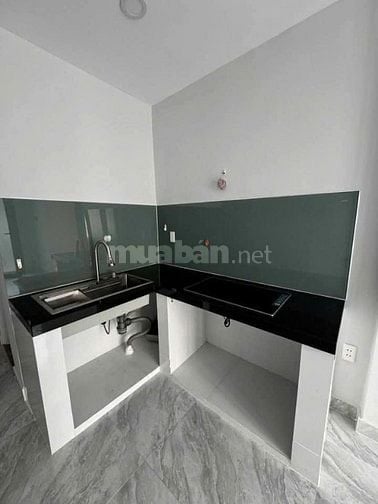 Cho thuê nhà hẻm 3m Phú Thọ, P.1, Q.11 giá 9,5tr