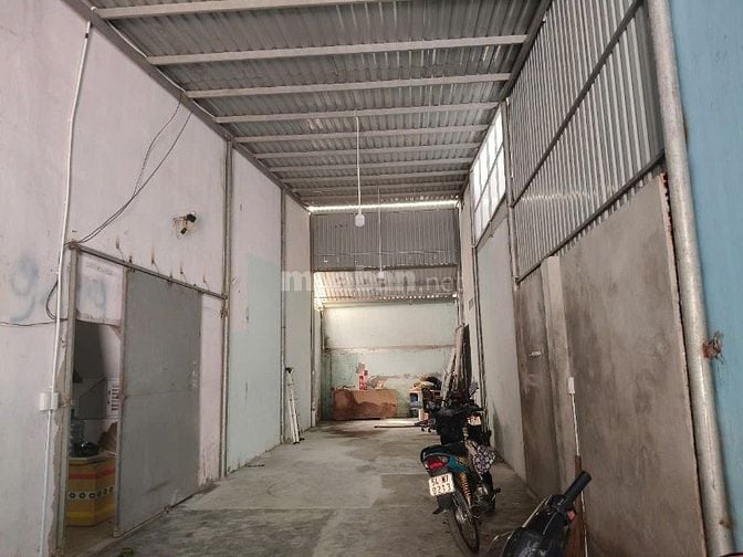 CHO THUÊ KHO CÓ ĐIỆN 3 PHA 86M2 KHU TÊN LỬA