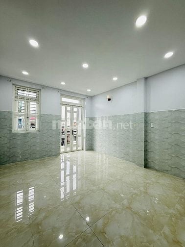 Bán nhà 2 lầu DT 69m² đường Huỳnh Tấn Phát, Phú Thuận, Quận 7 sổ riêng