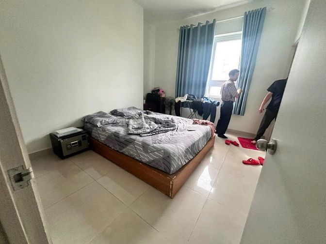 Chung cư Oriental Plaza, Âu Cơ, Tân Phú: 15tr/th, 113m2, 3pn, 3wc có n