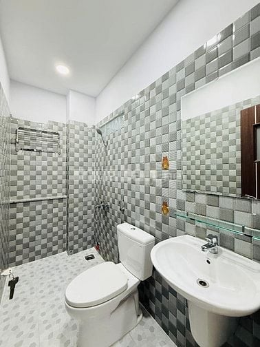 Bán nhà 2 lầu DT 69m² đường Huỳnh Tấn Phát, Phú Thuận, Quận 7 sổ riêng