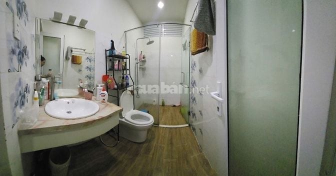 Siêu phẩm nhà đẹp Âu Cơ 4x17 ngay Lạc Long Quân 5 tầng chỉ 8,7 Tỷ