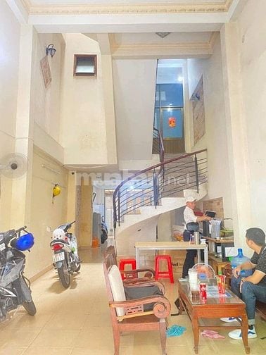 📣 CHO THUÊ KTX QUẬN 2 – Ở VUI, GIÁ HỜI, GẦN TRƯỜNG 🏫