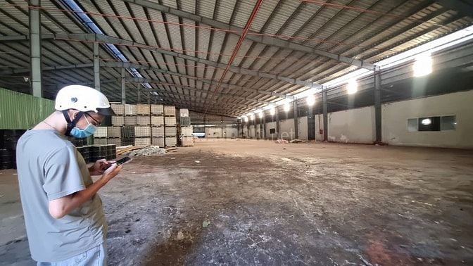 Cho thuê 2 kho xưởng Bến Lức ,Long An, diện tích lớn, hạ tầng hiện đại