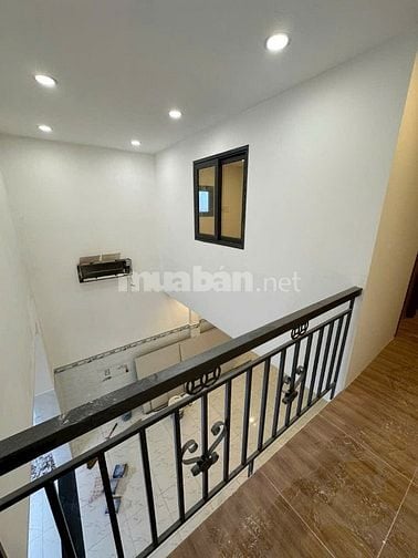 Nhà MT Bông Sao, mới, khu kd ngay Chợ Sáng. Trệt,1lầu, 4,5m/NH 4,7mx9m