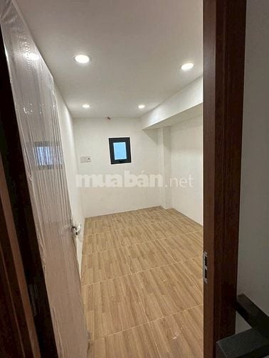 Nhà MT Bông Sao, mới, khu kd ngay Chợ Sáng. Trệt,1lầu, 4,5m/NH 4,7mx9m