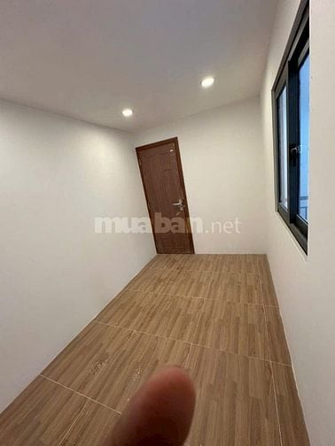 Nhà MT Bông Sao, mới, khu kd ngay Chợ Sáng. Trệt,1lầu, 4,5m/NH 4,7mx9m