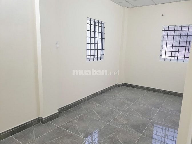 Cho thuê nhà hẻm 3m Tô Hiến Thành, P.14, Q.10 giá 11tr