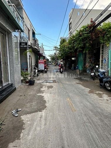 Nhà MT Bông Sao, mới, khu kd ngay Chợ Sáng. Trệt,1lầu, 4,5m/NH 4,7mx9m
