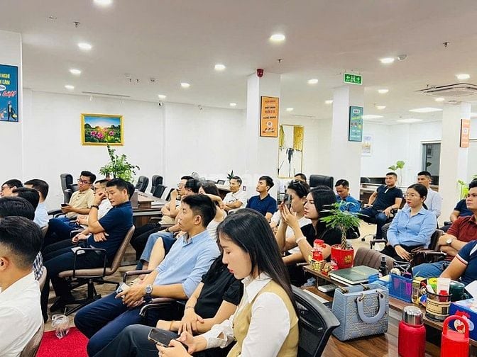 𝐒𝐈𝐍𝐕𝐄𝐂𝐎 𝐋𝐀𝐍𝐃 tuyển dụng CHUYÊN VIÊN KINH DOANH BẤT ĐỘNG SẢN