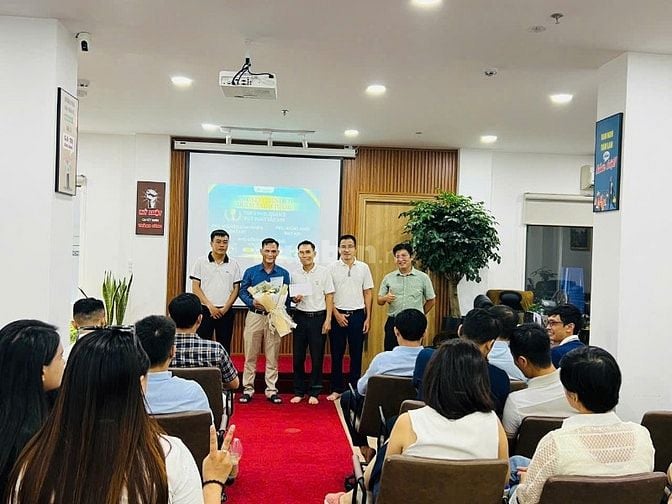 𝐒𝐈𝐍𝐕𝐄𝐂𝐎 𝐋𝐀𝐍𝐃 tuyển dụng CHUYÊN VIÊN KINH DOANH BẤT ĐỘNG SẢN