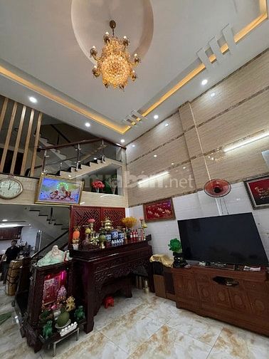 16 tỷ TL sở hữu Tòa Nhà 5 Tầng dt: 5,5x16,5 HXH Nhà Mới Khu Víp 