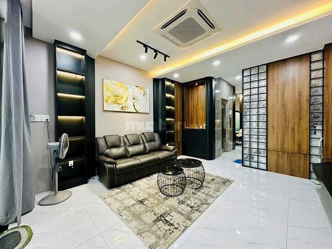 Căn 62m2 CMT8, Q10. Gần vòng xoay Dân Chủ, xây 1 trệt 3 lầu. Sổ riêng 