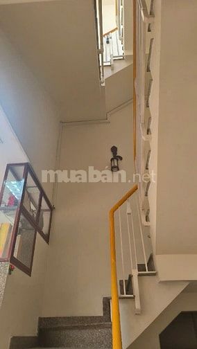 Bán nhà Thủ Đức (MT đường số 17 -Bình Chiểu); 4.2x23m; sổ hồng; 6,6 tỷ