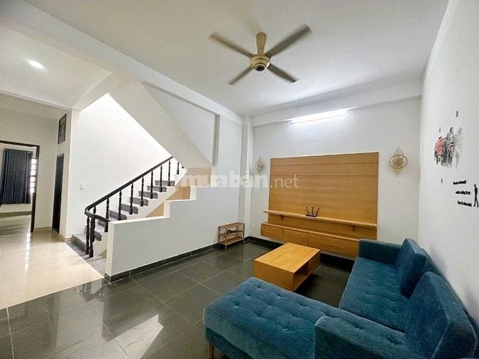 Chính Chủ Bán Nhà Phố khu Compound có Bảo vệ 24/7- Mặt tiền đường 22