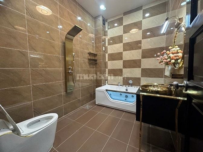 Chính Chủ Bán Nhà Phố khu Compound có Bảo vệ 24/7- Mặt tiền đường 22